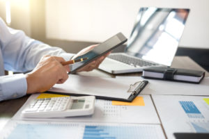 Can a New Business Afford the Cost of a PEO?