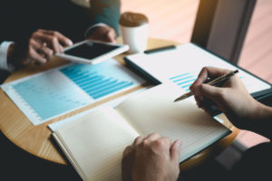 How Do Employees Benefit from a PEO Arrangement?